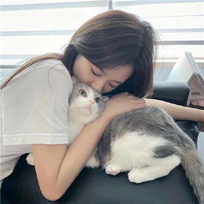 四月的女儿